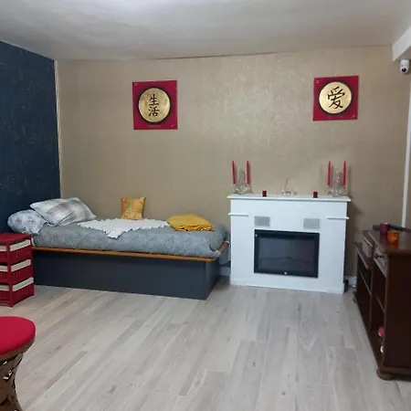 Une Chouette Maison Arcay  Exterior photo